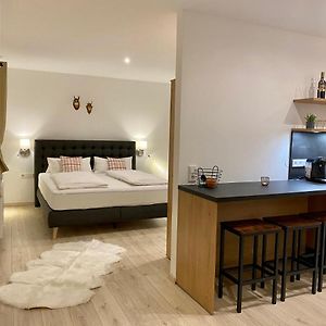 Studio met een King Size Bed
